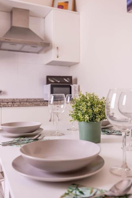Apartamento Ronda De Triana 45 إشبيلية المظهر الخارجي الصورة