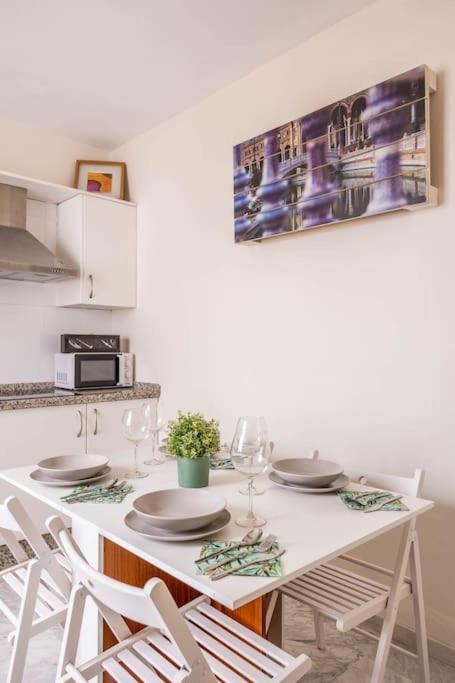 Apartamento Ronda De Triana 45 إشبيلية المظهر الخارجي الصورة